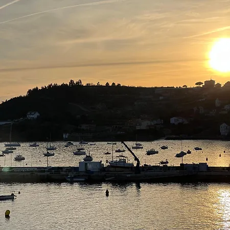 Lb, Vistas A La Ria * Raxo