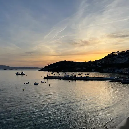 Lb, Vistas A La Ria * Raxo