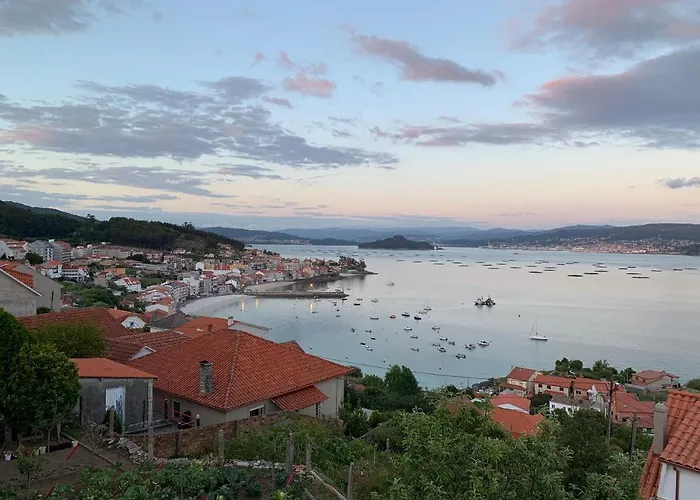 Lb, Vistas A La Ria * Raxo